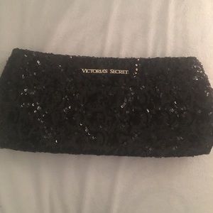 VS clutch NWT